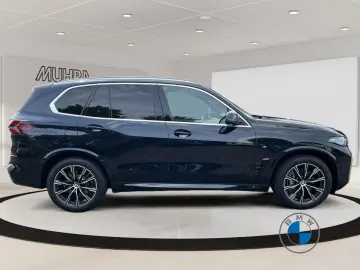 BMW X5 xDrive50e M Sport 20  AHK Pano Softclose H&K