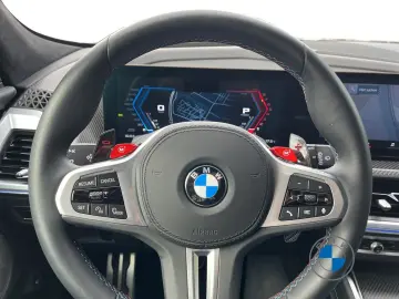 BMW XM 50e M Sport 23  AHK Massage Sitzbelüft. H&K