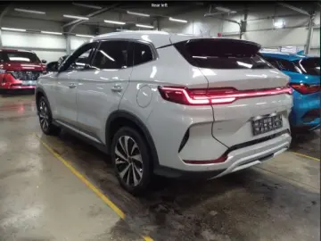 BYD Seal U PHEV 1.5 Design  HEAD-UP-Display  Panoram