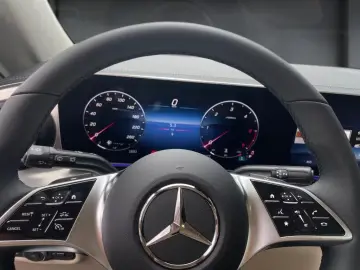 Mercedes-Benz V 300 d 4M EXCLUSIVE Long