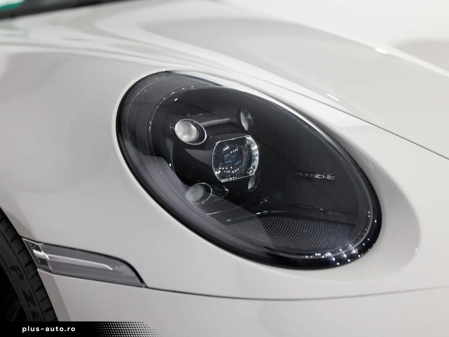 PORSCHE 992 Cabrio Carrera GTS