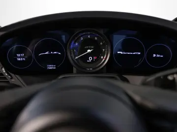 PORSCHE 992 Cabrio Carrera GTS