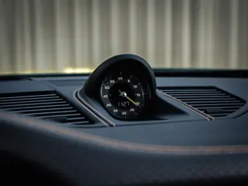 PORSCHE 992 GT3 Touring  PTS  PDK  18w  PDLS   BOSE  Lif