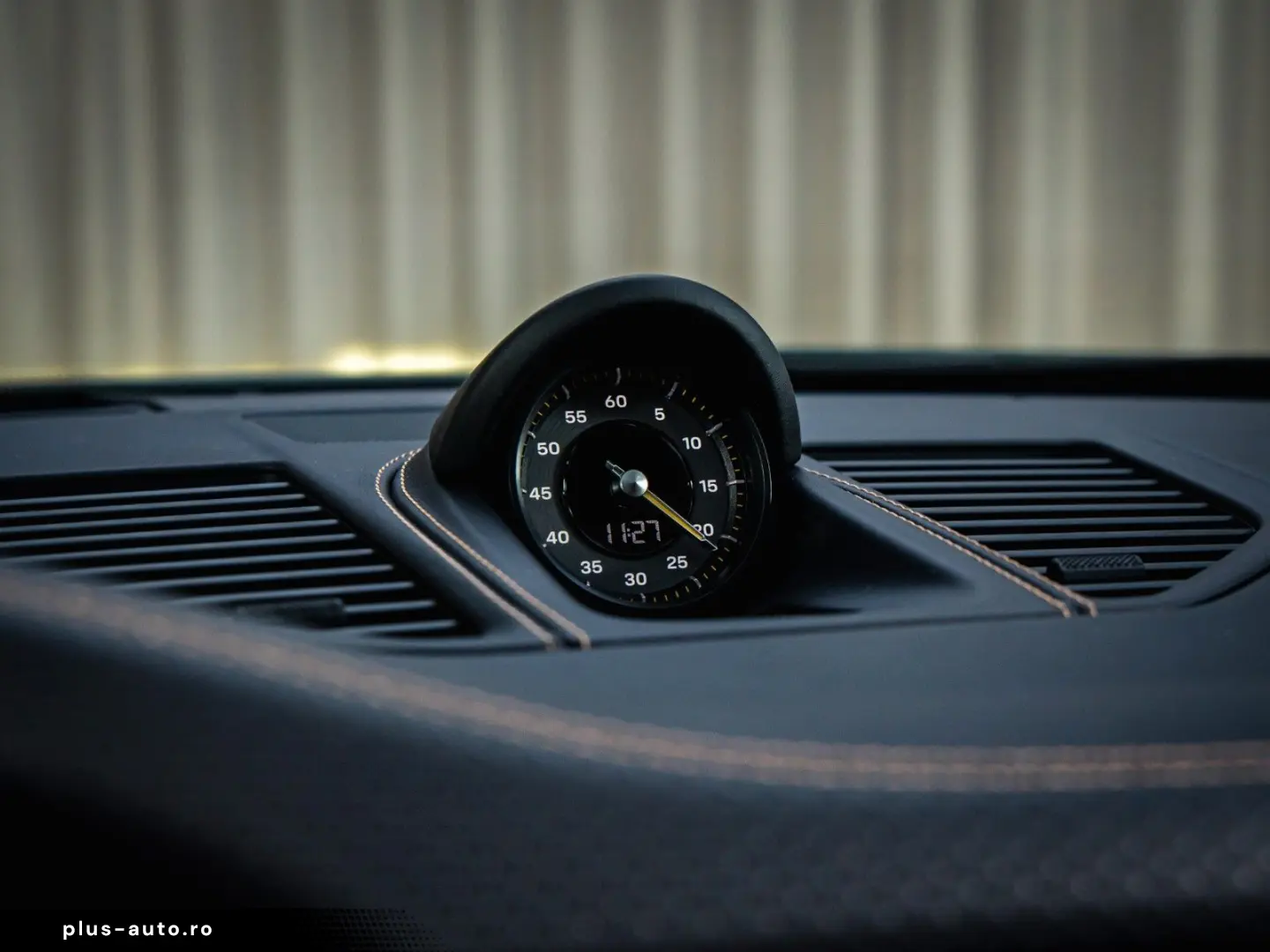 PORSCHE 992 GT3 Touring  PTS  PDK  18w  PDLS   BOSE  Lif