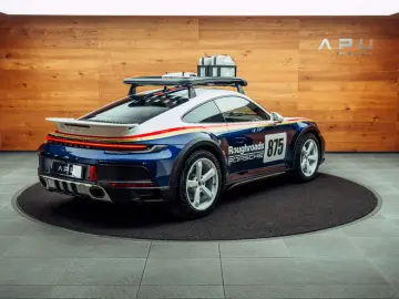 PORSCHE 992 Dakar