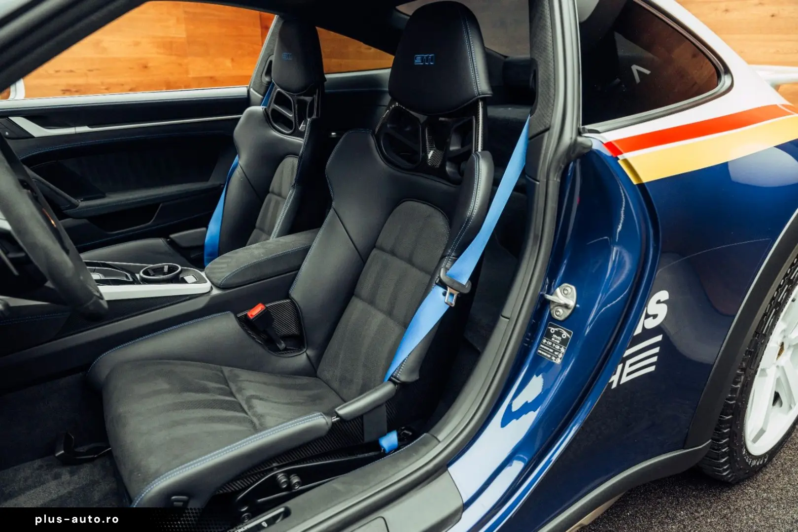 PORSCHE 992 Dakar