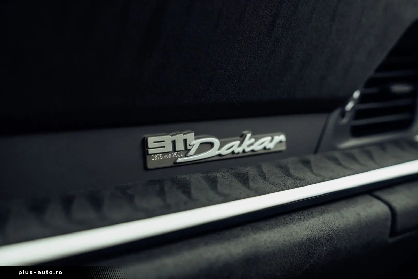 PORSCHE 992 Dakar