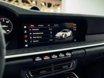 PORSCHE 992 Dakar