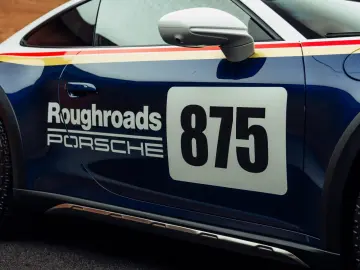PORSCHE 992 Dakar