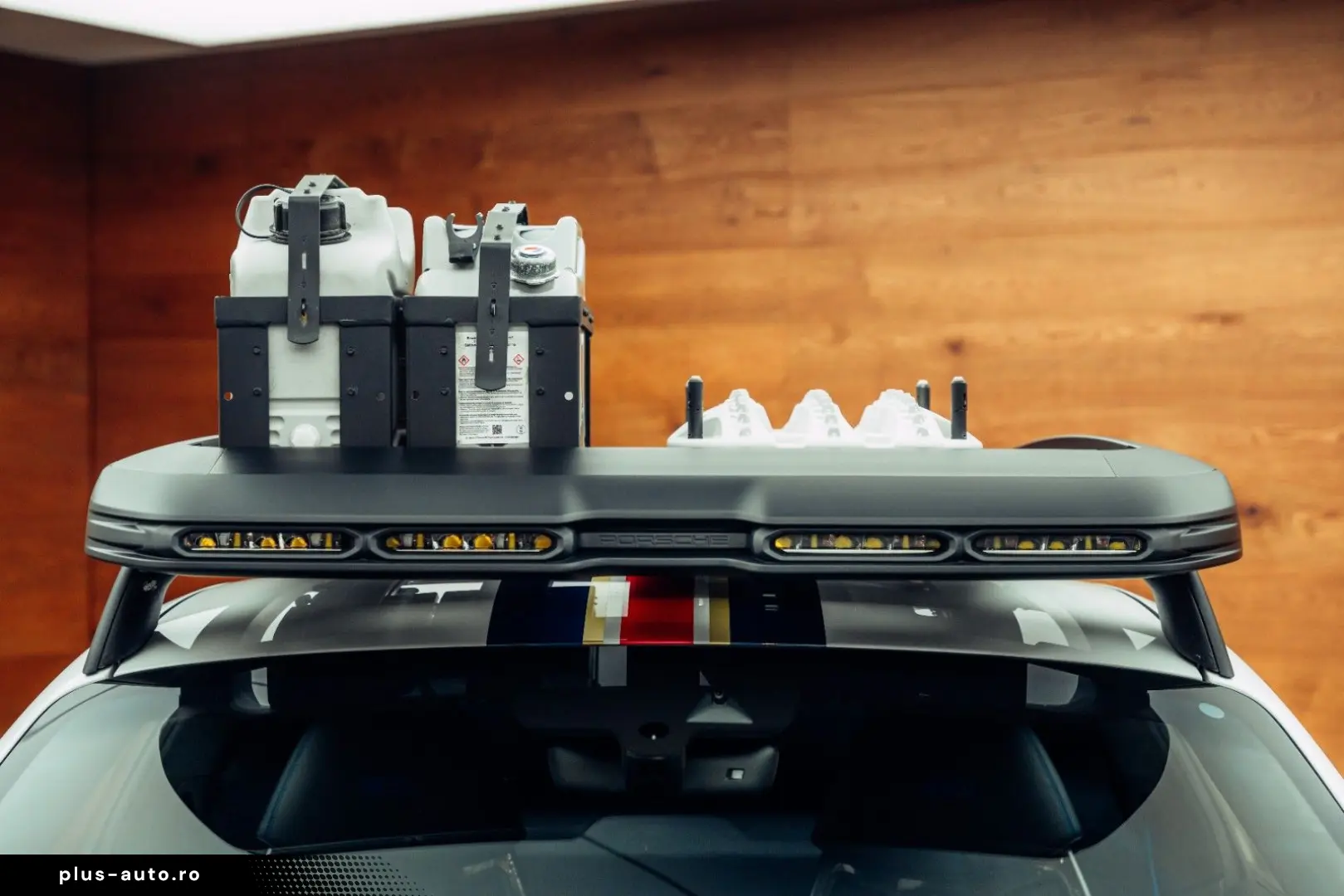 PORSCHE 992 Dakar