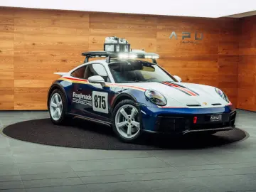 PORSCHE 992 Dakar