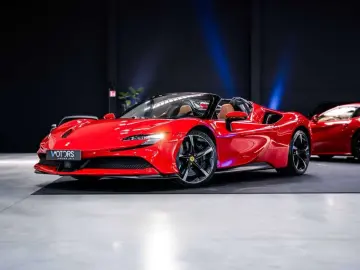 FERRARI SF90 Spider 4.0 V8 PHEV - Asseto Fiorano Pack -
