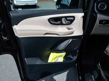 Mercedes-Benz V 300 d 4M EXCLUSIVE Lang AMG