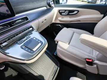 Mercedes-Benz V 300 d 4M EXCLUSIVE Lang AMG