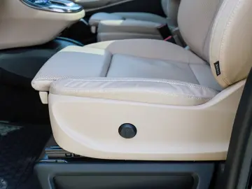 Mercedes-Benz V 300 d 4M EXCLUSIVE Lang AMG