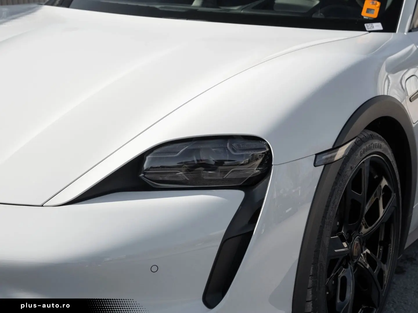 PORSCHE Taycan 4 Cross Turismo PassDisplay VentilatedS