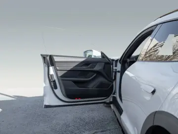 PORSCHE Taycan 4 Cross Turismo PassDisplay VentilatedS