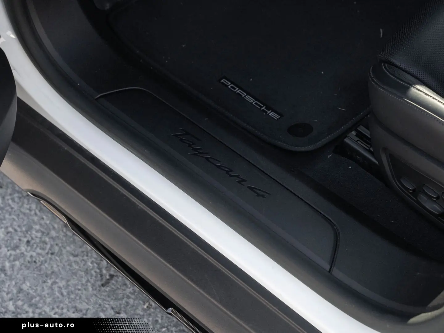 PORSCHE Taycan 4 Cross Turismo PassDisplay VentilatedS
