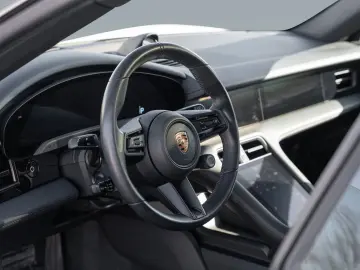 PORSCHE Taycan 4 Cross Turismo PassDisplay VentilatedS
