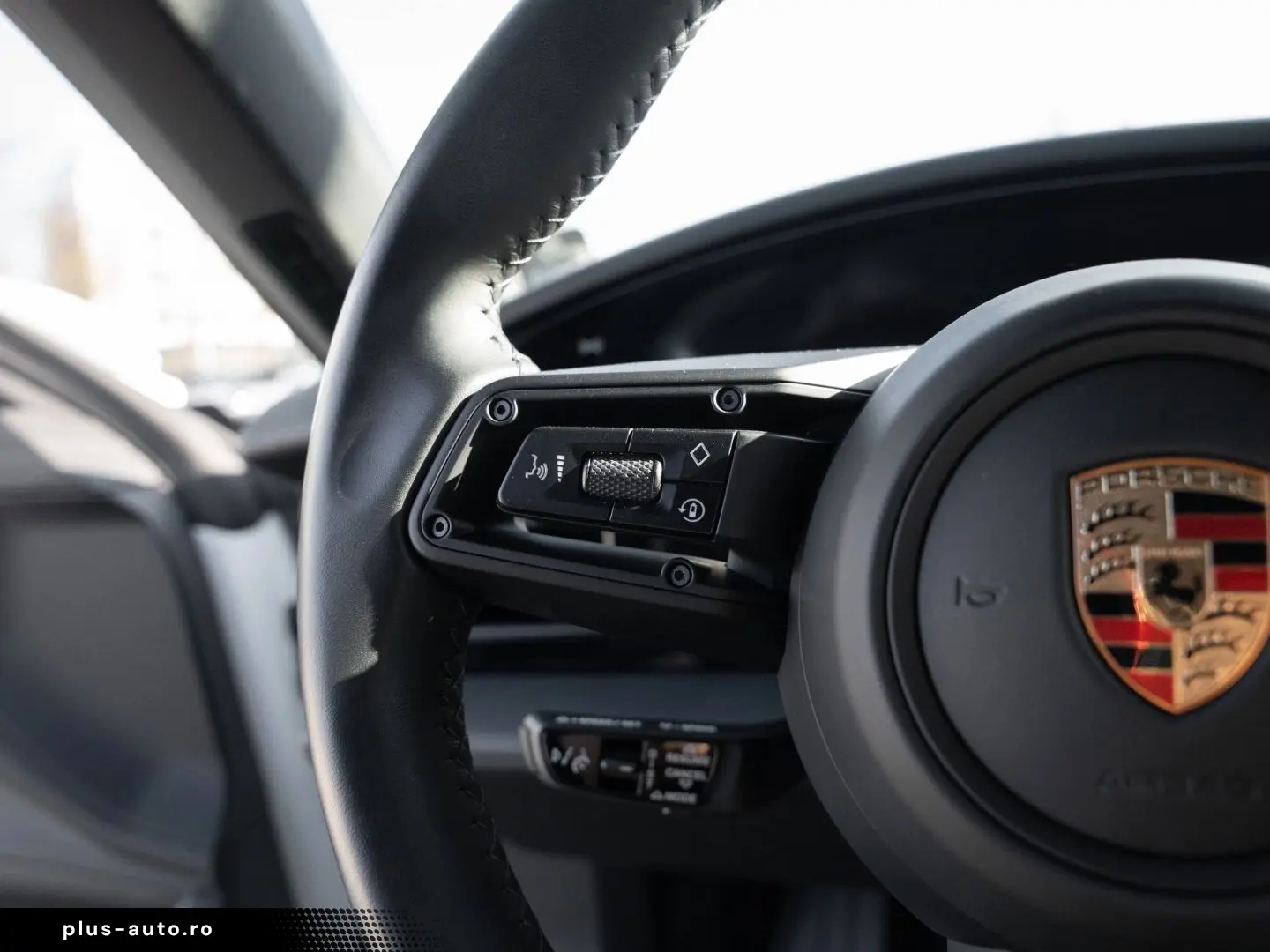PORSCHE Taycan 4 Cross Turismo PassDisplay VentilatedS