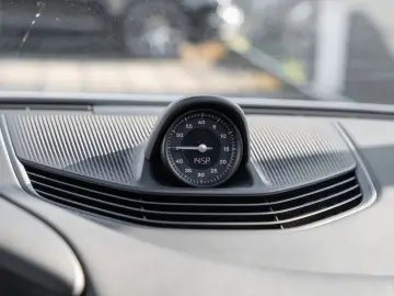 PORSCHE Taycan 4 Cross Turismo PassDisplay VentilatedS