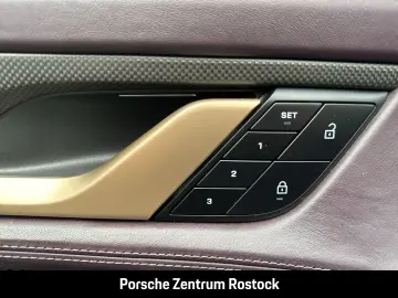 PORSCHE Taycan Turbo S Matrix 360 PassDisplay
