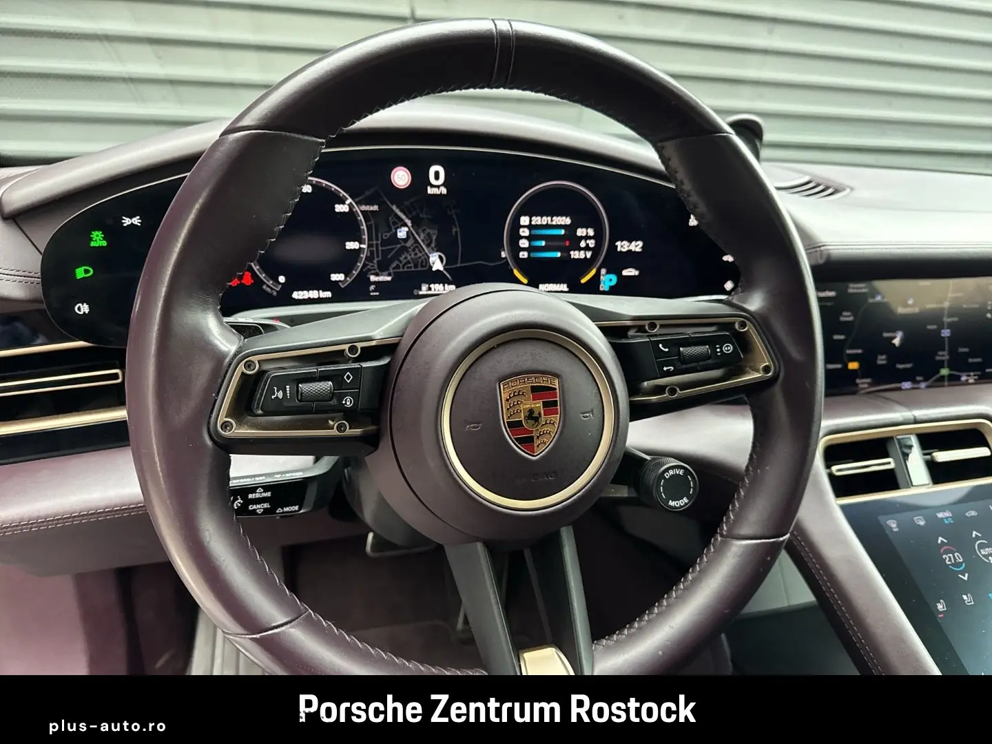PORSCHE Taycan Turbo S Matrix 360 PassDisplay