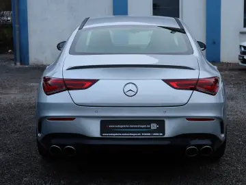 MERCEDES-BENZ CLA 45 S AMG 4Matic LEDER BURMESTER M-LED 360