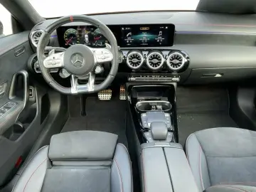 MERCEDES-BENZ AMG CLA 45 S 4MATIC  Coupé AUT DynLicht KlimaA