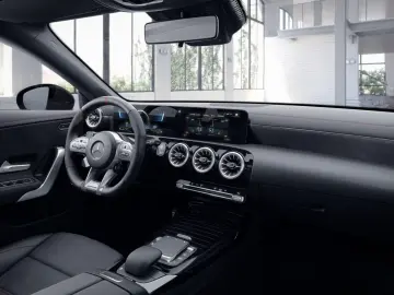 MERCEDES-BENZ AMG CLA 45 S 4M  Coupé Night  Pano  RFK