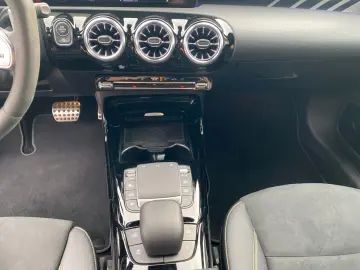 MERCEDES-BENZ CLA 45 AMG Mercedes-AMG CLA 45 S 4MATIC  DCT