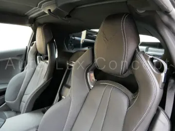 CORVETTE C8 Stingray Coupé 2LT Lift MagneticRide