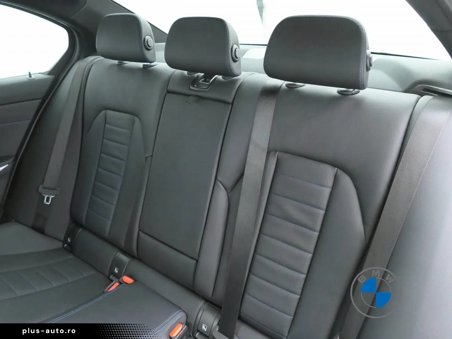 BMW 330e xDrive Limousine M Sport 19  LED Ambiente