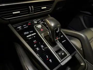 PORSCHE Coupe E-Hybrid Plat. Edition SPORT DESIGN-VOLLLL