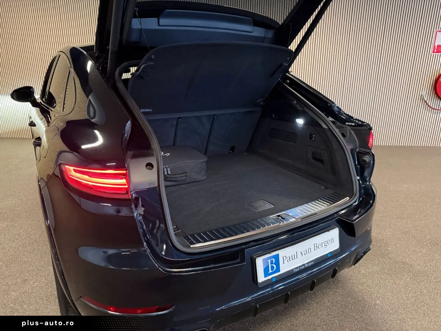 PORSCHE Coupe E-Hybrid Plat. Edition SPORT DESIGN-VOLLLL