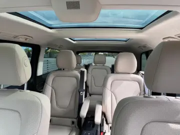 Mercedes-Benz V 300 d 4MATIC EXCLUSIVE Long 7 SEATS