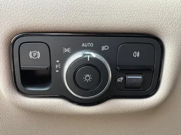 Mercedes-Benz V 300 d 4MATIC EXCLUSIVE Long 7 SEATS