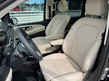 Mercedes-Benz V 300 d 4MATIC EXCLUSIVE Long 7 SEATS