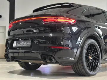 PORSCHE Cayenne Coupe E-Hybrid  Bose Sport Design Pano