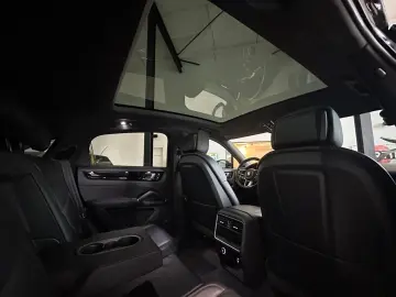 PORSCHE Cayenne Coupe E-Hybrid  Bose Sport Design Pano