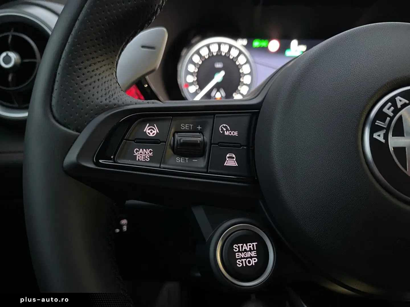 ALFA ROMEO Tonale Tributo italiano  VOLL PANO 360 HARMAN NA