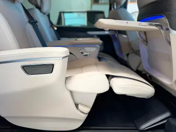 Mercedes-Benz V 300 V300d 4M AIRMATIC VIP-SEATS EXTRALONG