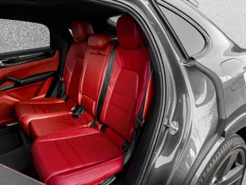 PORSCHE Cayenne Coupe E-Hybrid Panorama 22