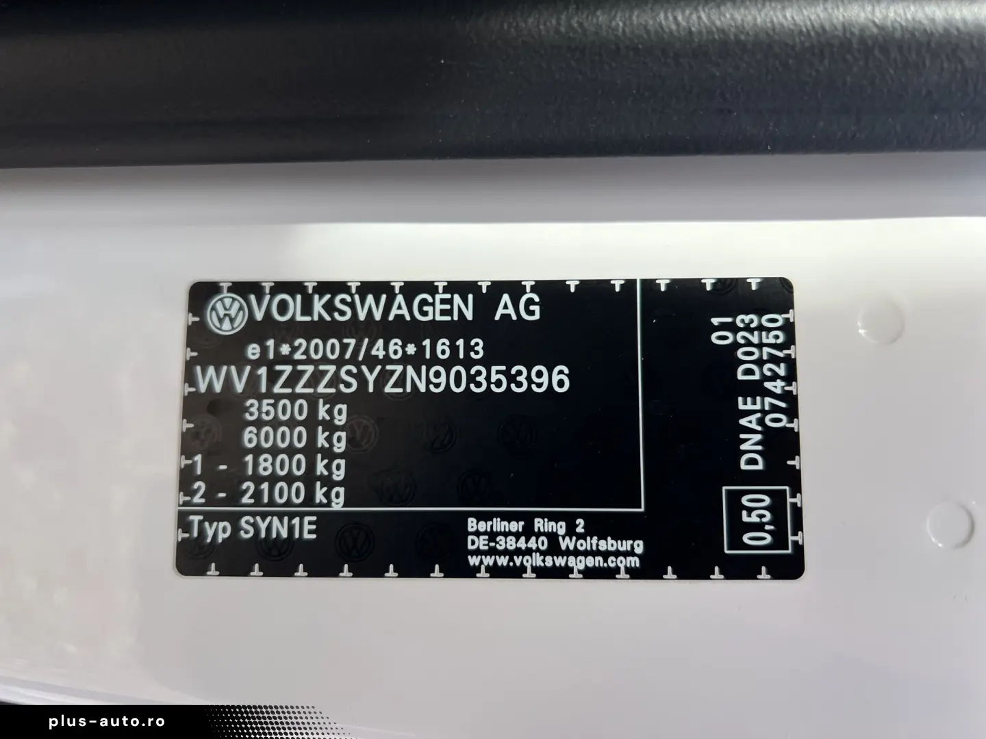 Volkswagen Crafter 3.5 Furgon L4H3 140CP