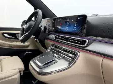 Mercedes-Benz V 300 d EXCLUSIVE AMG 4M VIP Seat AIRMATIC
