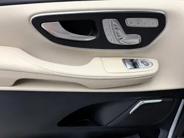 Mercedes-Benz V 300 d EXCLUSIVE AMG 4M VIP Seat AIRMATIC
