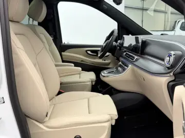 Mercedes-Benz V 300 d EXCLUSIVE AMG 4M VIP Seat AIRMATIC