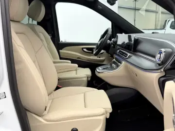 Mercedes-Benz V 300 d EXCLUSIVE AMG 4M VIP Seat AIRMATIC
