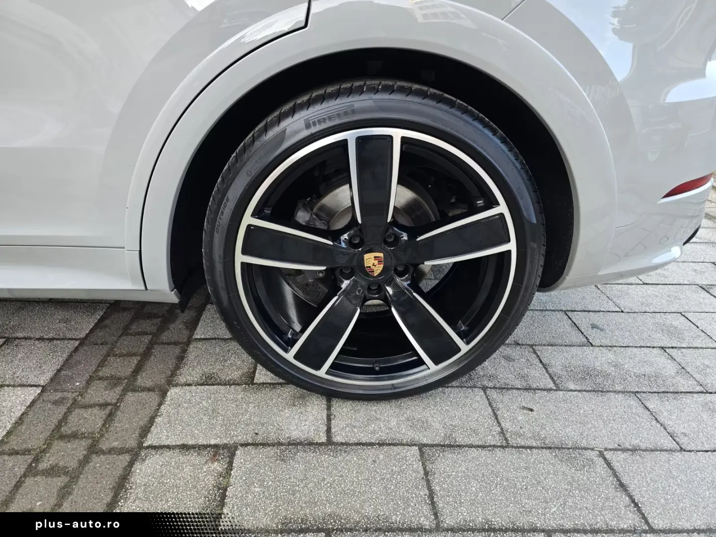 Porsche Cayenne Coupe Platinum Edition LUFT HUD PANO 360