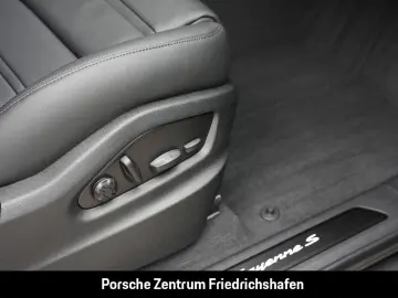 PORSCHE Cayenne S E-Hybrid